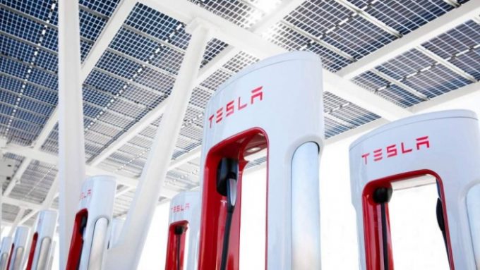 特斯拉扩大试点项目：挪威和法国充电站向非Tesla车辆开放