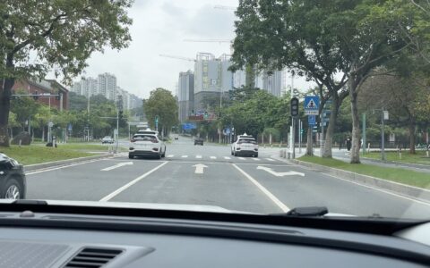各大城市竞逐“自动驾驶第一城”！广州率先启动“整车无人”上路